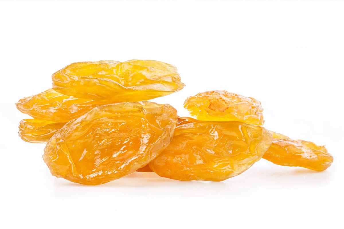 golden raisins